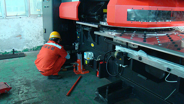 下雨天，無錫設備搬運該怎樣進行操作？