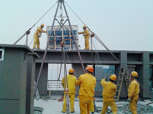 大型設備吊裝搬運安裝工需要掌握哪些安全技術措施？