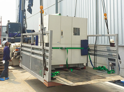 使用吊車(chē)操作需要了解哪些安全規(guī)則 使用吊車(chē)操作需要了解哪些安全規(guī)則